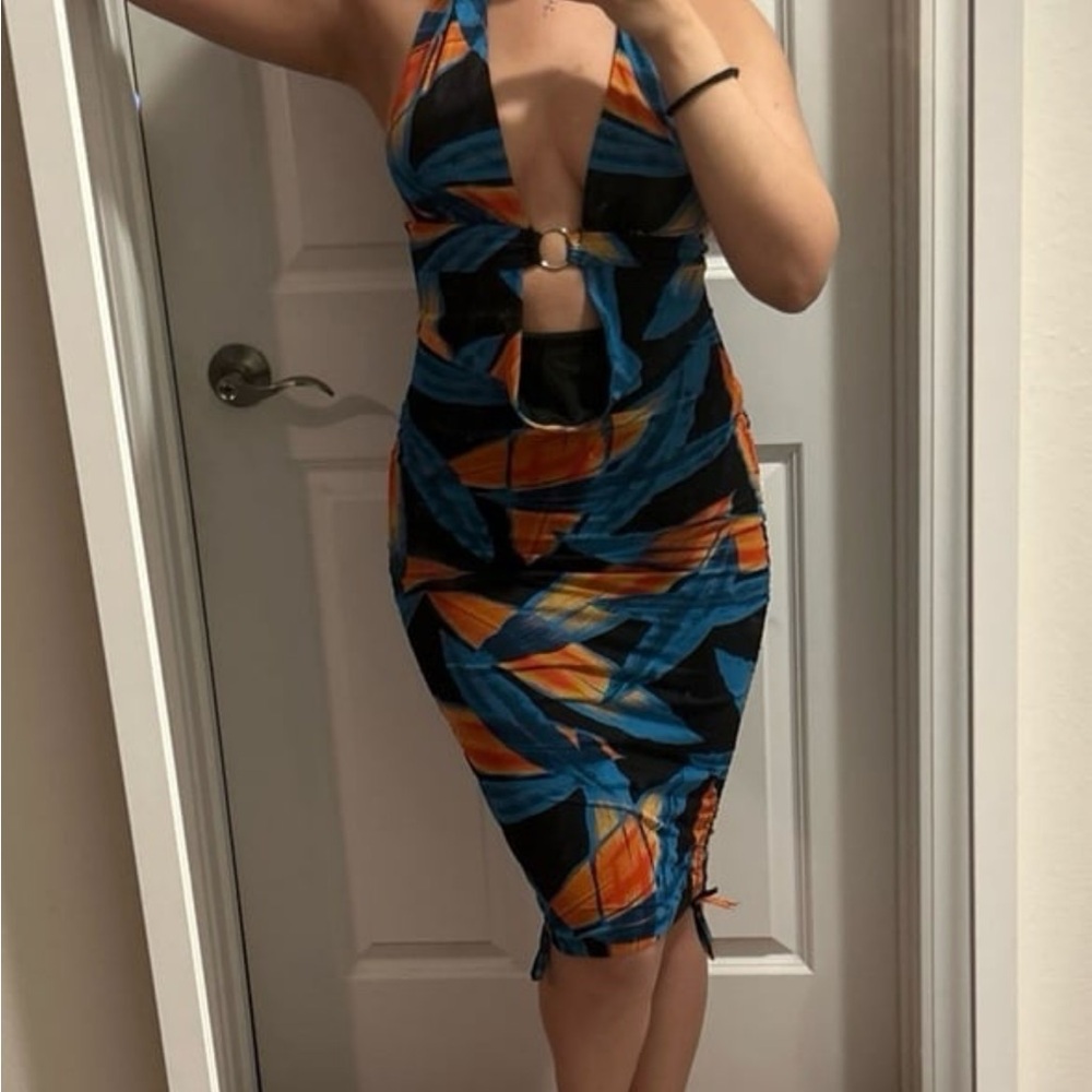 Tropical Print Cutout Halter midi Dress